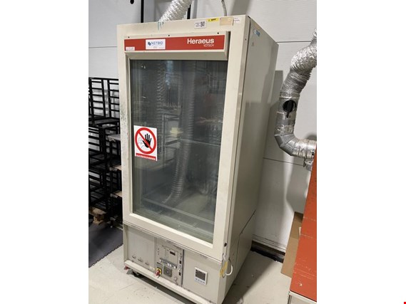 Used Heraeus-Vötsch VEM 03/5500 drying chamber/climate cabinet for Sale (Auction Premium) | NetBid Industrial Auctions