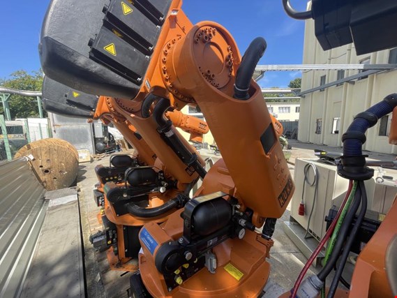 Used KUKA VKR 200/2  Robot for Sale (Auction Premium) | NetBid Industrial Auctions