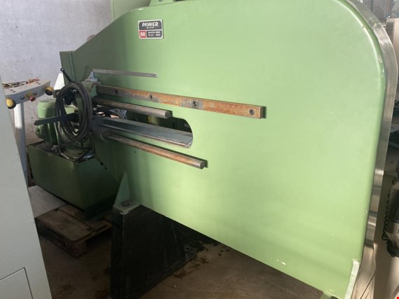 Used BVB Pionier Sheet cutting machine for Sale (Auction Premium) | NetBid Industrial Auctions